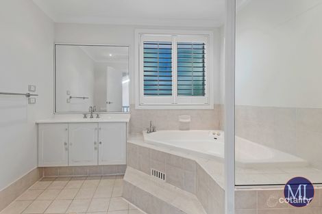 Property photo of 10 Hawkridge Place Dural NSW 2158