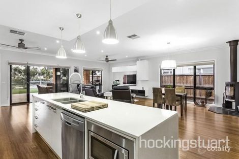 Property photo of 41 Lancefield Circuit Eynesbury VIC 3338