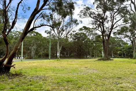 1 Rampart Dr, Russell Island, QLD 4184