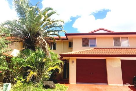 2/102-104 Alexander Dr, Highland Park, QLD 4211