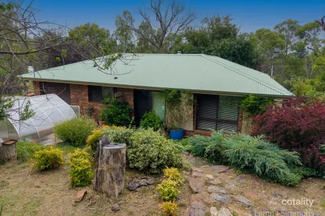 12 Kooda Rd, Invergowrie, NSW 2350