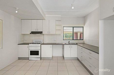 Property photo of 18 Marlee Place Narrabundah ACT 2604