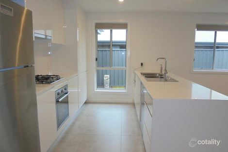Property photo of 106 Haywards Bay Drive Haywards Bay NSW 2530