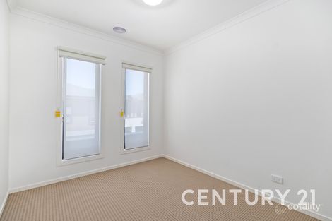 Property photo of 24 Cardiff Circuit Carrum Downs VIC 3201