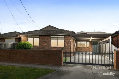 1 GARFIELD ST, ST ALBANS, VIC 3021
