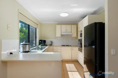 Property photo of 7 Holland Crescent Wynnum West QLD 4178