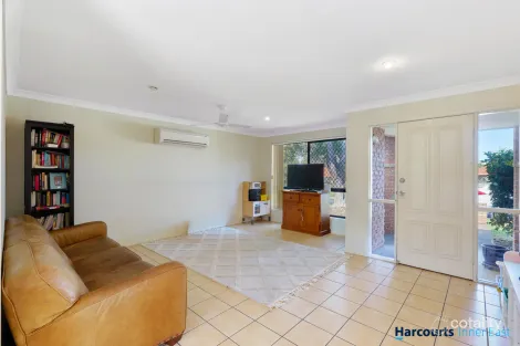 Property photo of 7 Holland Crescent Wynnum West QLD 4178