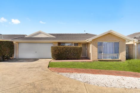 Property photo of 19/17 Coco Parade Skye VIC 3977