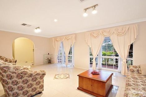 Property photo of 21 Flame Tree Place Cherrybrook NSW 2126