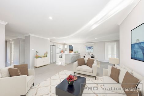 Property photo of 26A Finch Crescent Aberglasslyn NSW 2320