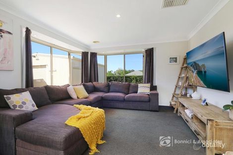 Property photo of 12 Whernside Drive Wodonga VIC 3690