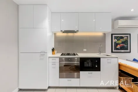 Property photo of 605/263 Franklin Street Melbourne VIC 3000