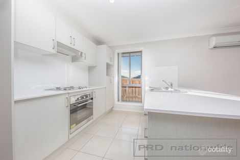 Property photo of 26A Finch Crescent Aberglasslyn NSW 2320