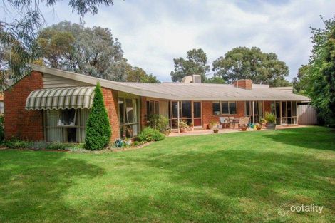 124 Highton Lane, Mansfield, VIC 3722