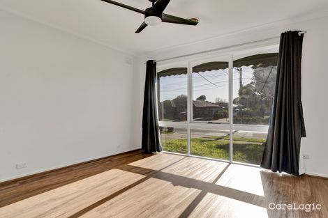 Property photo of 7 Swan Street Werribee VIC 3030