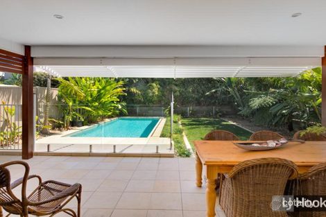 Property photo of 8 Cleveland Terrace Ormiston QLD 4160