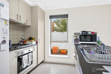 Property photo of 2/47 Pauls Crescent Wendouree VIC 3355
