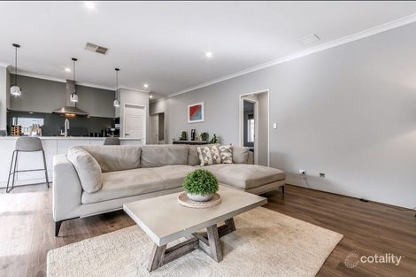 Property photo of 11 Weymouth Road Aubin Grove WA 6164