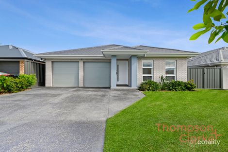 10 Oak St, Cliftleigh, NSW 2321