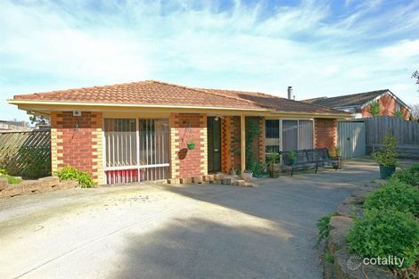Property photo of 3 Palm Way Narre Warren South VIC 3805