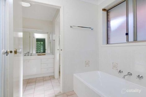Property photo of 36 Lucas Drive Horsley NSW 2530