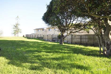 Property photo of 17 Coronation Avenue Beachmere QLD 4510