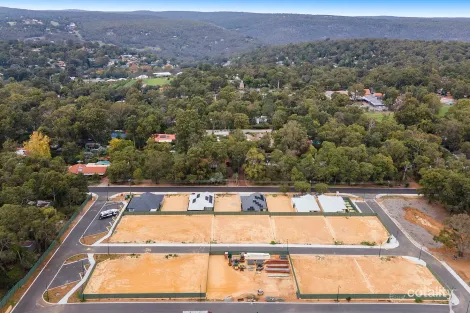 17 Robin Rd, Roleystone, WA 6111