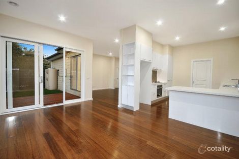 Property photo of 2/15 Hoban Avenue Montmorency VIC 3094