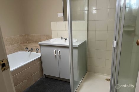 Property photo of 1/77 Bayliss Road Deer Park VIC 3023