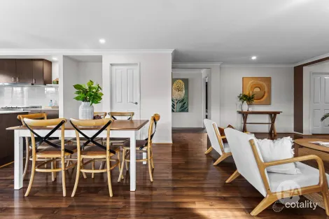 Property photo of 16 Eman Terrace Hastings VIC 3915