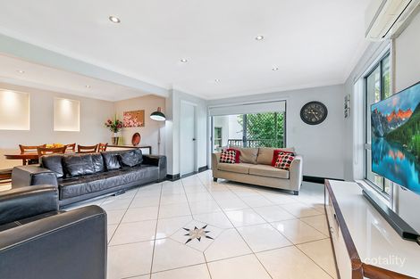Property photo of 22 Lanhams Road Winston Hills NSW 2153