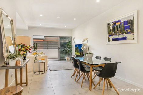Property photo of 1/27 York Street Indooroopilly QLD 4068