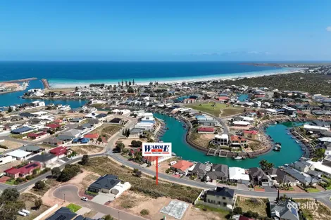 56 Gilmore Cres, Wallaroo, SA 5556