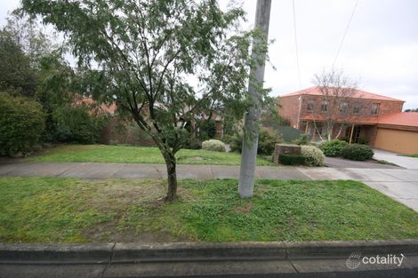 Property photo of 13 James Milne Drive Croydon North VIC 3136