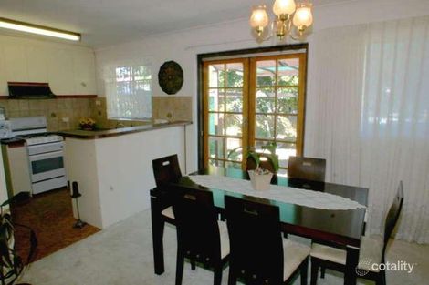 Property photo of 4 Vinest Way Hackham SA 5163