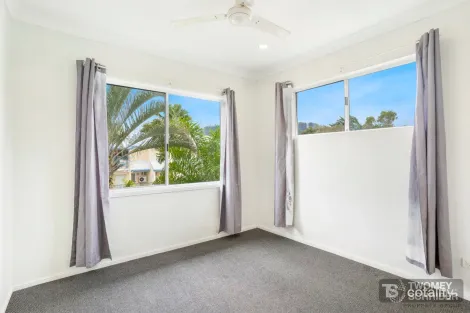 Property photo of 12/15-17 Springfield Crescent Manoora QLD 4870