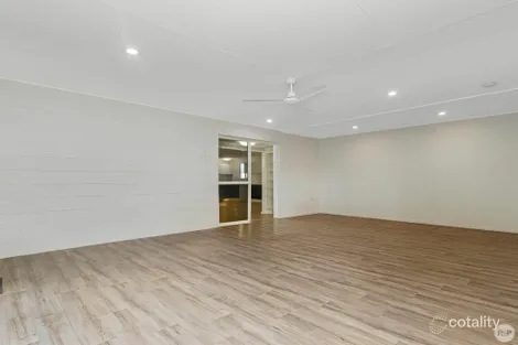 Property photo of 18 Verhoeven Drive Douglas QLD 4814