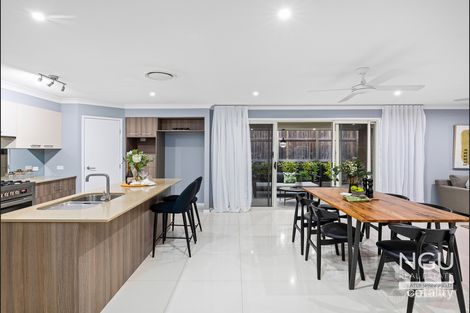 Property photo of 17 Patricius Place Augustine Heights QLD 4300