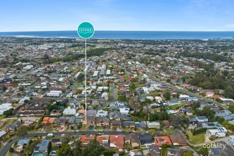 18 Peace Cres, Balgownie, NSW 2519