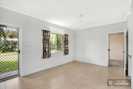 17 Nesbit St, Whitfield, QLD 4870