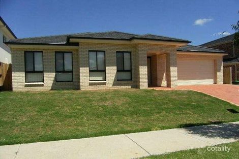 Property photo of 3 Honeyeater Crescent Beaumont Hills NSW 2155