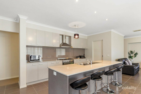 Property photo of 7 Cardinia Place Wallan VIC 3756