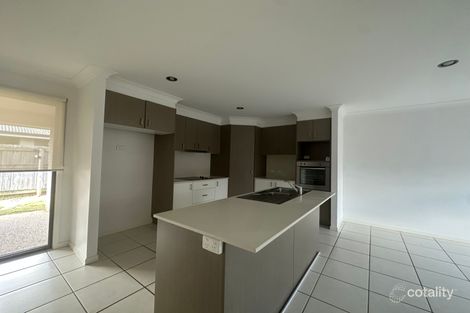 Property photo of 2/14 Halifax Place Rural View QLD 4740