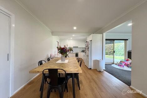 Property photo of 17 Parkgate Lane Grovedale VIC 3216