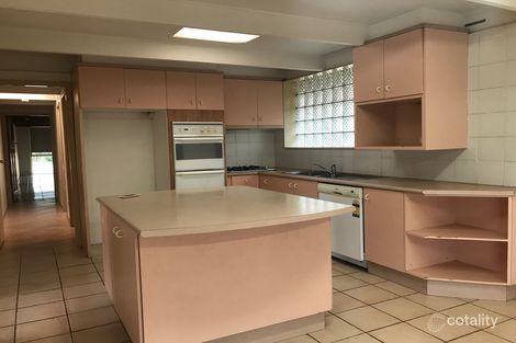 Property photo of 76 Central Avenue Altona Meadows VIC 3028