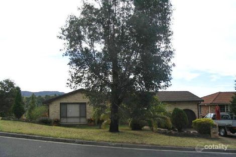 90 Tamarind Dr, Cordeaux Heights, NSW 2526