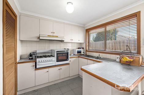 Property photo of 2/8 Somerset Drive Sunshine North VIC 3020