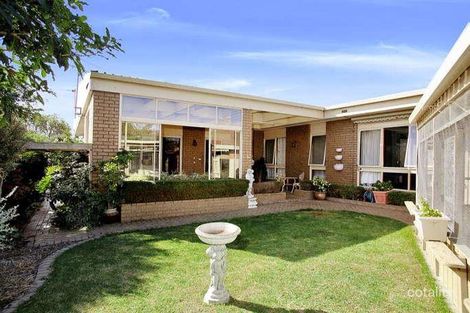 Property photo of 5 Woodfern Court Highton VIC 3216