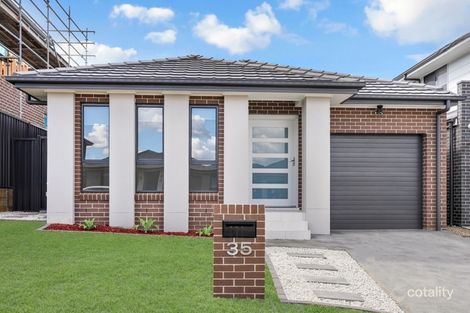 Property photo of 13 Huntington Street Ropes Crossing NSW 2760