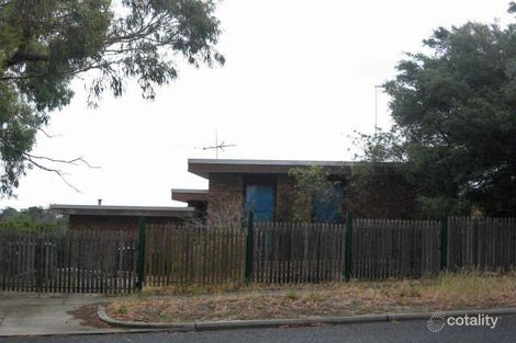 Property photo of 71 Willow Road Frankston VIC 3199